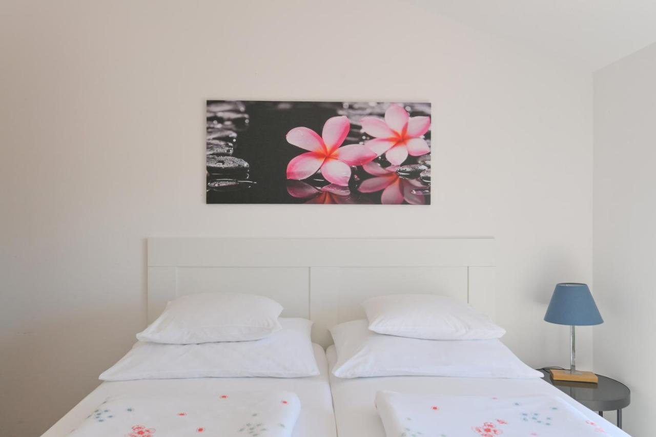 Apartments Basic Sveti Anton 88 Malinska Kültér fotó